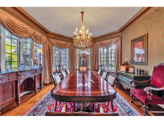 Magnificent Dining Room for family gatherings - Single Family Home for sale at 5030 Sunrise Dr S, St Petersburg, FL 33705 - MLS Number is U8146766