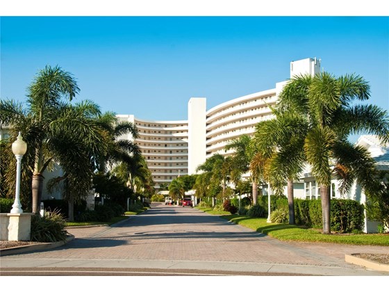 Condo for sale at 6300 Midnight Pass Rd #608, Sarasota, FL 34242 - MLS Number is A4513417