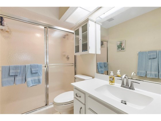 Guest Bath - Condo for sale at 316 108th St W #316, Bradenton, FL 34209 - MLS Number is A4521142