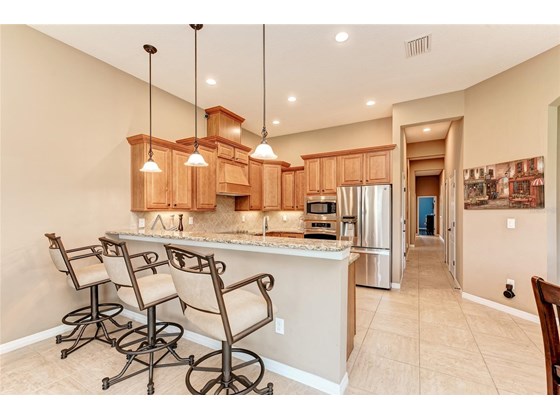 breakfast bar - Single Family Home for sale at 348 165th Ct Ne, Bradenton, FL 34212 - MLS Number is A4522009