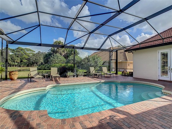 Beautiful resurfaced pool with pebbletec - Single Family Home for sale at 319 Stone Briar Creek Dr, Venice, FL 34292 - MLS Number is A4522164